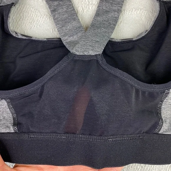 IVY PARK Logo Sports bra - Picture 4 of 6